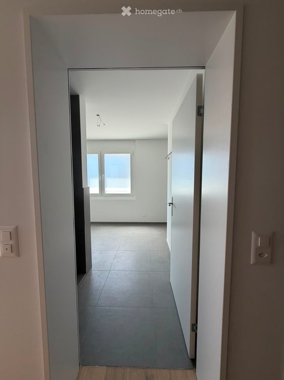 Grosszügige 5.5-Zimmer-Dachwohnung mit Terrasse und Weitsicht in Schaffhausen 7