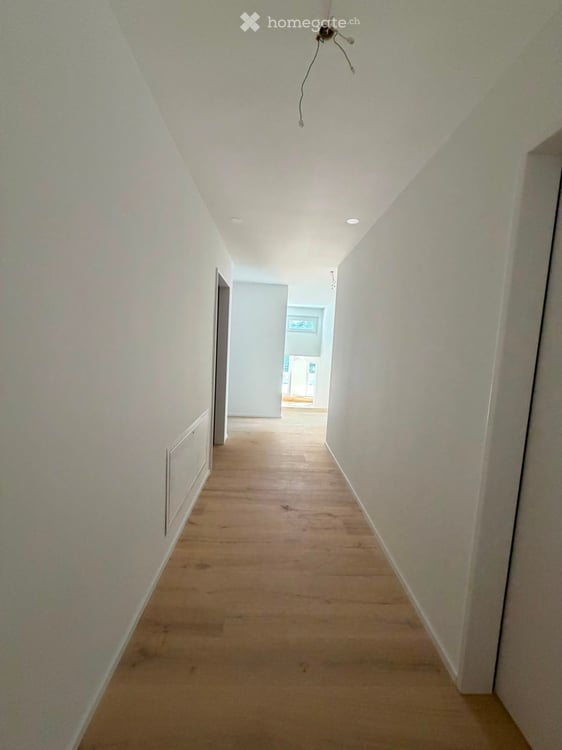 Grosszügige 5.5-Zimmer-Dachwohnung mit Terrasse und Weitsicht in Schaffhausen 23