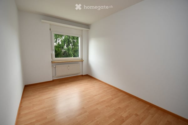 Helle 3-Zimmer-Wohnung mit Balkon und schöner Aussicht in Wetzikon 4