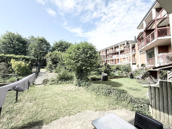 Charmante 4.5-Zimmer-Maisonette-Wohnung mit Garten 2