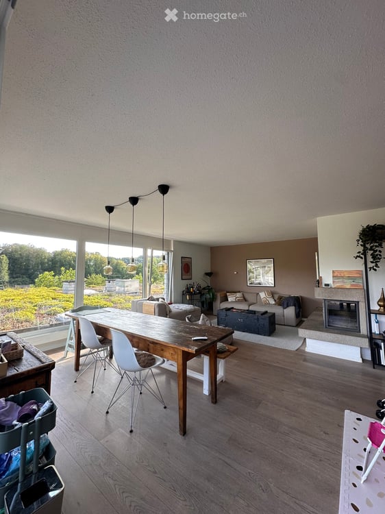 Traumhafte 4.5-Zimmer-Maisonette/Terrasse inkl Parkplatz & Aareblick – Hobbyraum, Hallenbad & Sauna 3