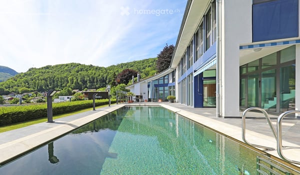 Sonniges, grosszügiges 6-Zimmer Einfamilienhaus mit Pool, Sauna und Alpen-Sicht in Oensingen 5