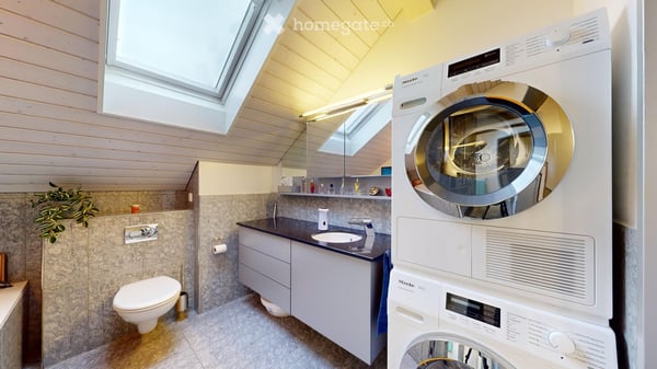 Spacious 4.5-Room Attic Apartment – Modern Living with Stunning View and Winter Balcony 12