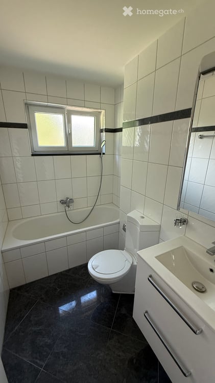 Helle 4.5-Zimmer-Wohnung mit Gartensitzplatz in Uetikon am See 13