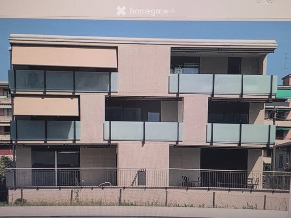 Moderne 2.5-Zimmer-Wohnung mit Balkon und herrlicher Aussicht in Caslano 2