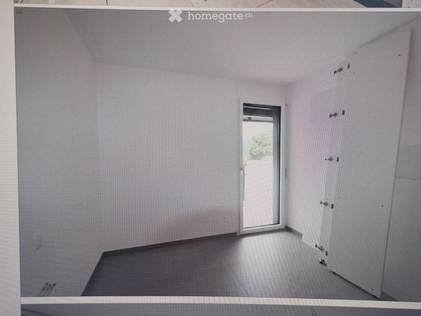 Moderne 2.5-Zimmer-Wohnung mit Balkon und herrlicher Aussicht in Caslano 10