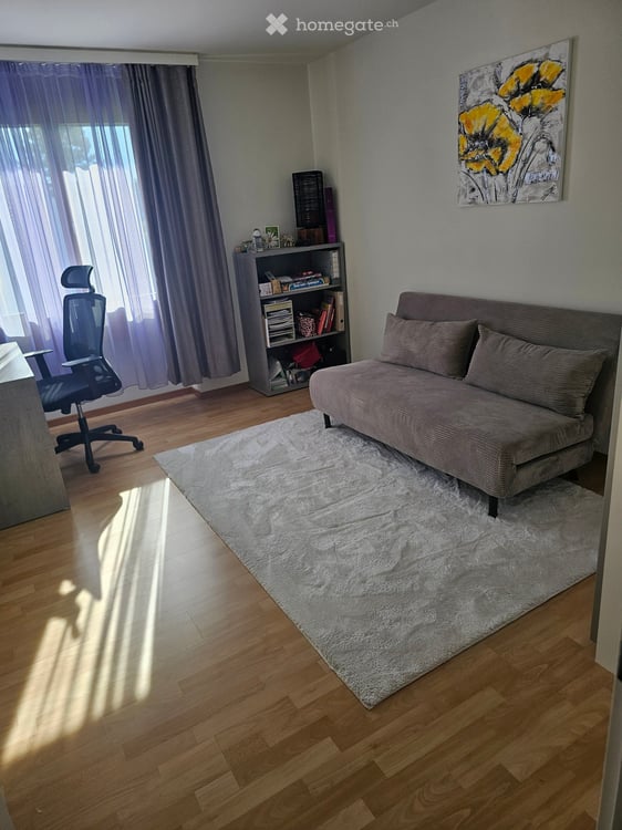 Charmante 3.5-Zimmer-Wohnungmit Cheminée und Balkon in Berikon 9