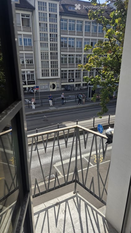 Nachmieter gesucht – Ganzes Büro an zentraler Lage in Zürich-Altstetten 2