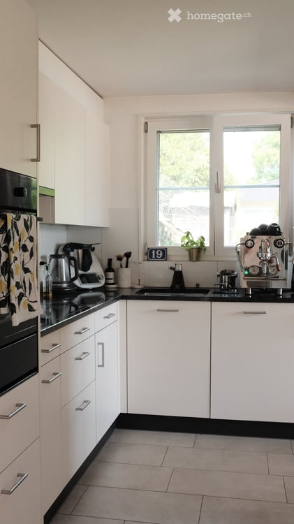 Einmalige Gelegenheit: charmantes Haus mit privatem Seeanstoss und Bootsanlegeplatz 8