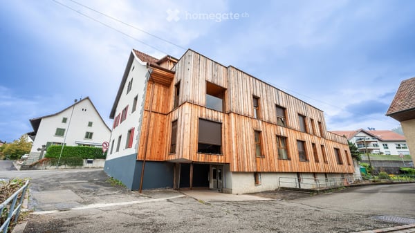 Kernsaniertes Mehrfamilienhaus mit 8 Wohnungen | 4.00 % Bruttorendite 3