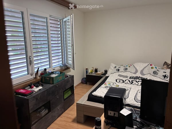 Helle 4.5-Zimmer-Wohnung mit Balkon in Kollbrunn 5