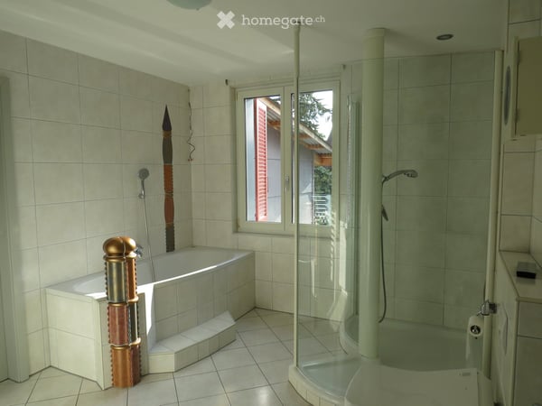 Charmante 3.5-Zimmer-Wohnung mit Gartenanteil und Veranda in Seenähe – Steckborn 14