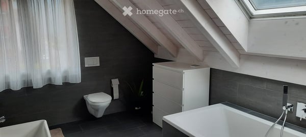 Exklusive, grosszügige 3.5 Zi.-Dachgeschosswohnung in Flums 9