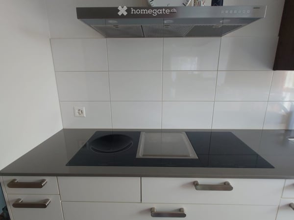 Charmante 2.5-Zimmer-Gartenwohnung in Bülach mit hochwertiger Küche 2