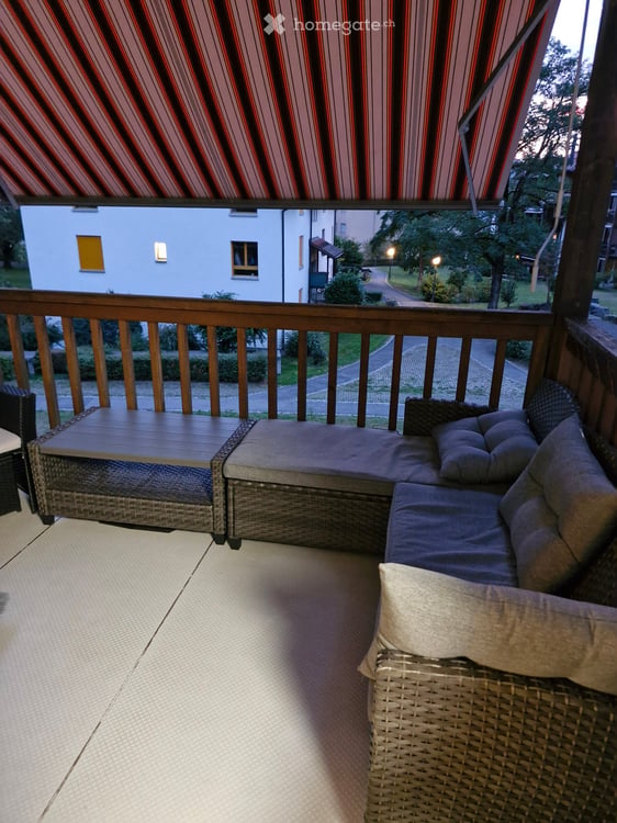 Charmante 3.5-Zimmer-Wohnung in Schänis – ruhige Lage mit Aussicht 3