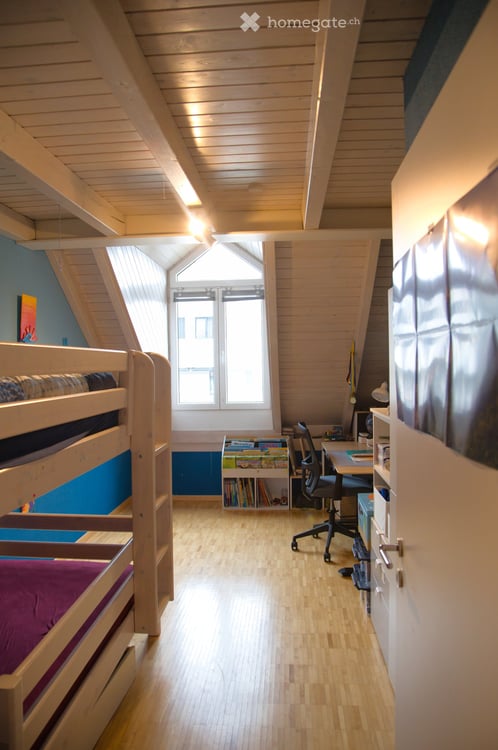 Moderne 5.5-Zimmer-Maisonette-Wohnung mit Reihenfamilienhaus-Charakter 8