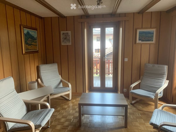 Appartement meublé de 3.5 pièces avec vue sur les montagnes à Salvan 2