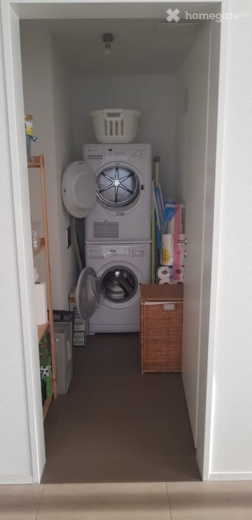 Freundliche 4.5-Zimmerwohnung in Seebach 6