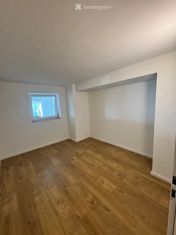 Gemütliche 2.5-Zimmer-Wohnung im ruhigen Schlierbach 7