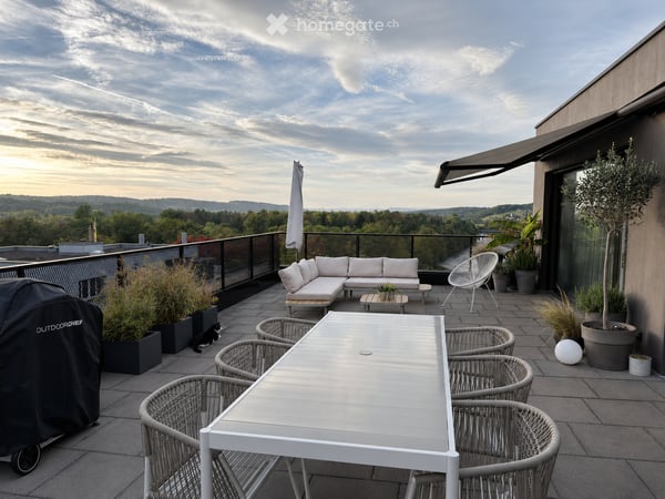 Helle 3.5-Zimmer-Dachwohnung mit 80 m² Dachterrasse in Bremgarten 4