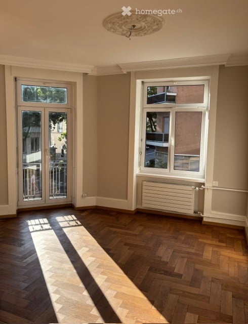 Charmante Jugendstilwohnung im Kreis 8 – stilvoller Altbau mit besonderem Charme 2