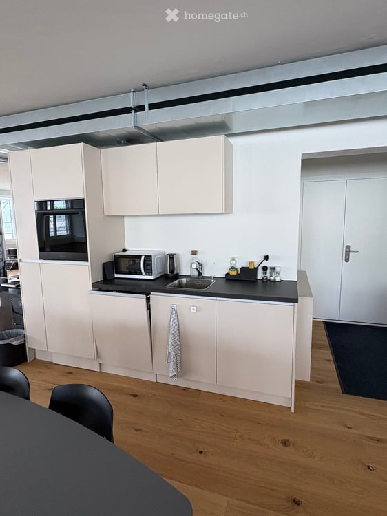 Bürofläche (70-200m²) direkt bei der Hardbrücke, Zürich 4