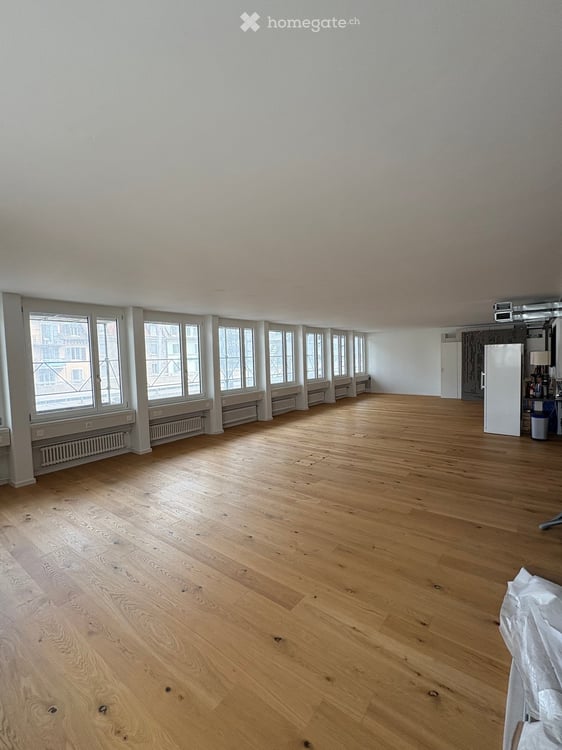 Bürofläche (70-200m²) direkt bei der Hardbrücke, Zürich 1