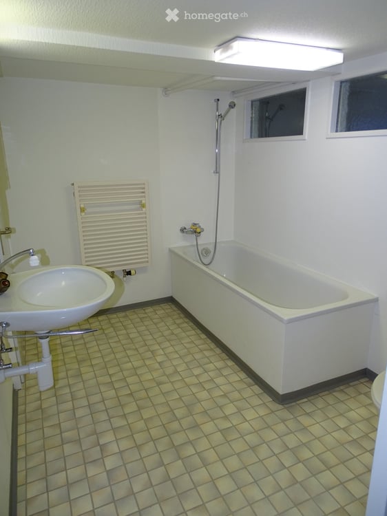 Möblierte 4-Zimmer-Wohnung im Erdgeschoss in Urnäsch – ab sofort verfügbar 3