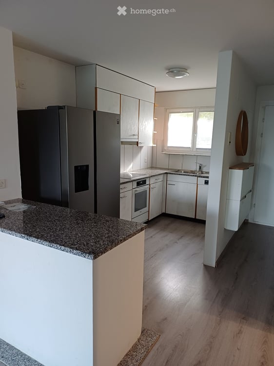 Charmante 4.5-Zimmer-Maisonettewohnung in Dürnten – sofort verfügbar 3