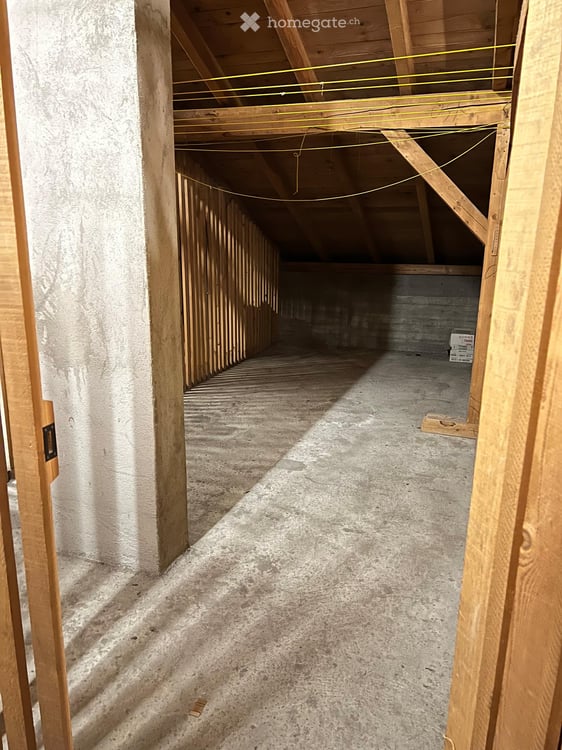 Charming 3.5-Room Apartment in Visp – Available Immediately 7