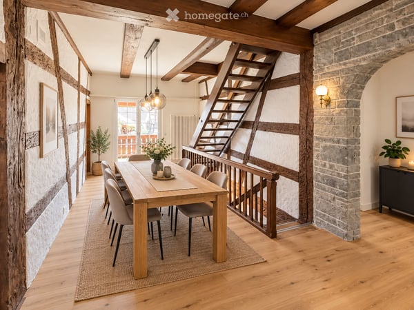 Traumhafte 4.5-Zimmer Wohnung mit Garten und Balkon in Dachsen 2