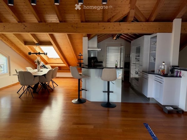 zügige 5.5-Zimmer-Maisonette-Wohnung mit Bergblick in Buochs 15