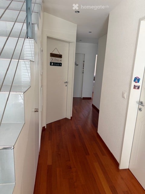 zügige 5.5-Zimmer-Maisonette-Wohnung mit Bergblick in Buochs 18