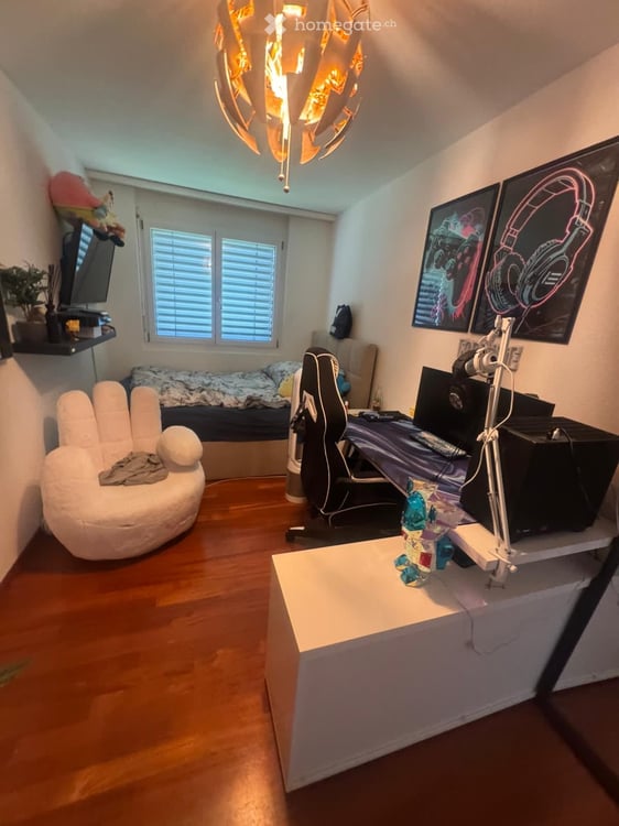 zügige 5.5-Zimmer-Maisonette-Wohnung mit Bergblick in Buochs 21