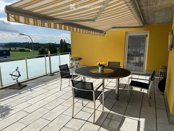 Gepflegte 5 1/2-Zimmer-Terrassenwohnung in Zweifamilienhaus, 2.OG 11