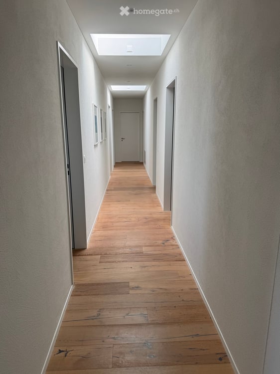 BEFRISTET - Grosszügige 5.5-Zimmer-Dachwohnung mit Panoramablick in Siebnen 6