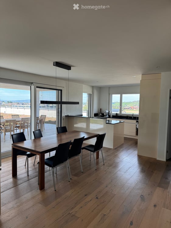 BEFRISTET - Grosszügige 5.5-Zimmer-Dachwohnung mit Panoramablick in Siebnen 3