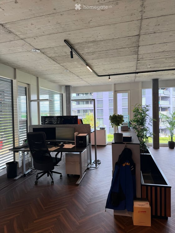 Moderne Büroräume im Neubau an der Landstrasse 140 2
