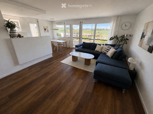 Moderne 4.5 Zimmer Wohnung in Worb – kernsaniert mit traumhafter Aussicht 5