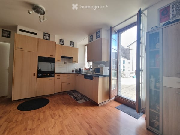 Charmantes 3,5-Zimmer-Wohnung mit Conciergedienst in Aigle, Place du Marché 2