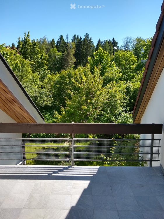 Frisch renoviertes 5.5-Zimmer-Reihenhaus mit Garten in familienfreundlicher Siedlung 12