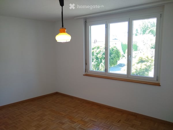 Frisch renoviertes 5.5-Zimmer-Reihenhaus mit Garten in familienfreundlicher Siedlung 8