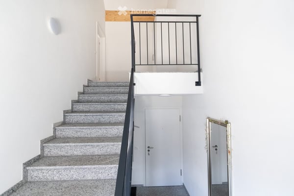 sehr schöne 3.5-Zimmer-Dachwohnung in Jenins 15