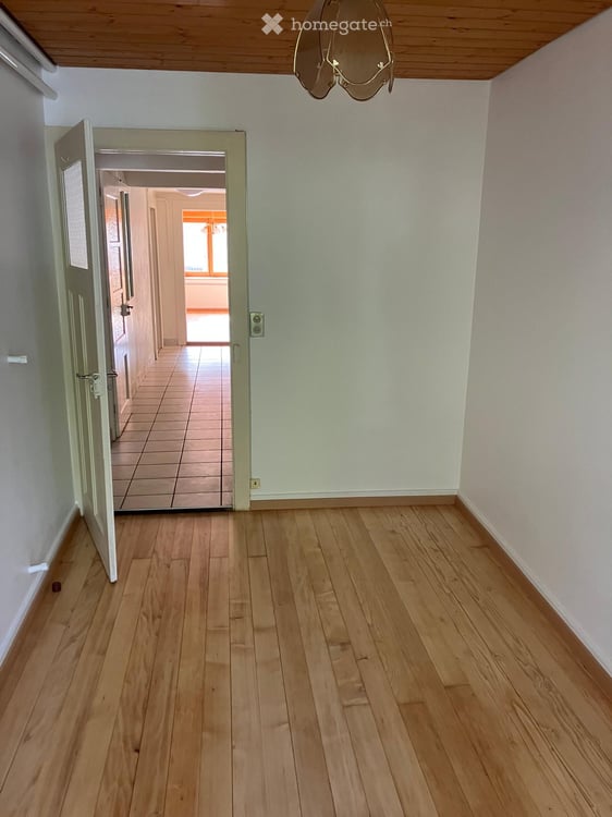 Appartement de caractère de 4 pièces à Cornaux NE – Disponible immédiatement 3
