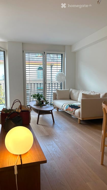 Bright Flat in one of Zurich's most connected addresses · Available Immediately or by Arrangement 12