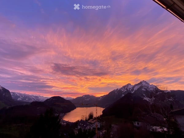 Zweitwohnsitz oder diskreter Geschäftssitz an exklusiver Lage am Bürgenstock mit See- und Bergsicht 14