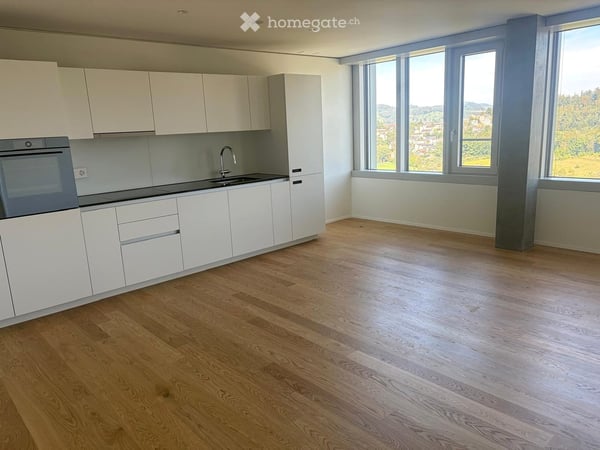 Exklusive 2.5-Zimmer-Wohnung im 26. Stock im Pilatus Tower in Kriens 2