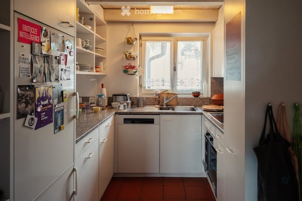 Charmante 5.5-Zimmer-Dachwohnung mit offener Galerie in Speicher AR 3