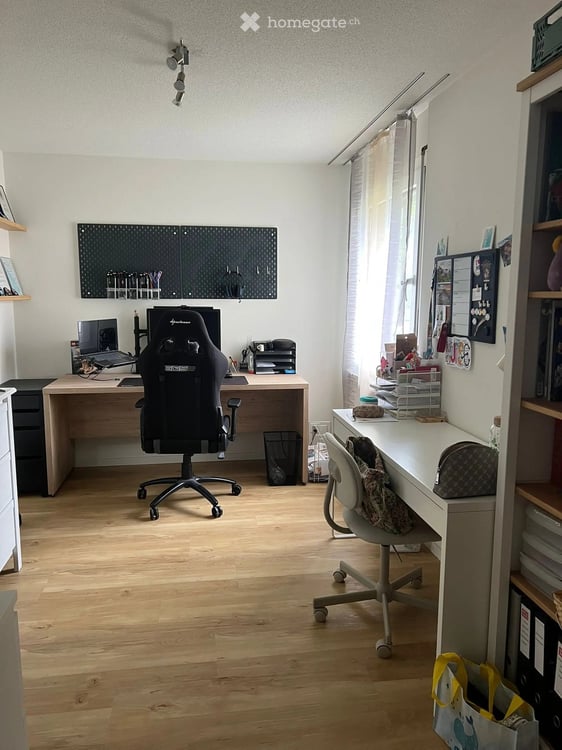Grosszügige 3.5-Zimmer-Wohnung mit Sitzplatz in Muri AG 8