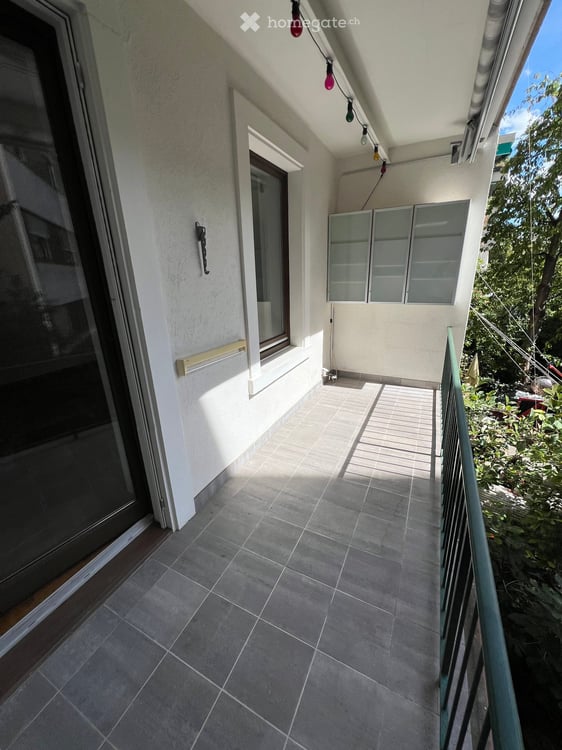 Charmante 3-Zimmer-Altbauwohnung mit Balkon im begehrten Matthäus-Quartier 8